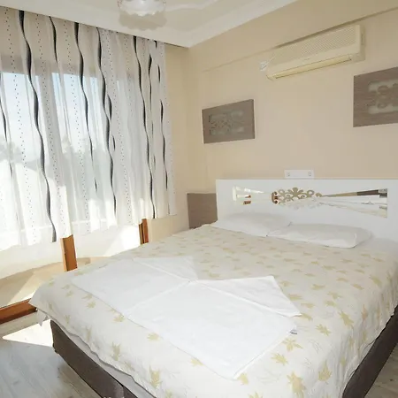 ホテル Bellamaritimo 3*